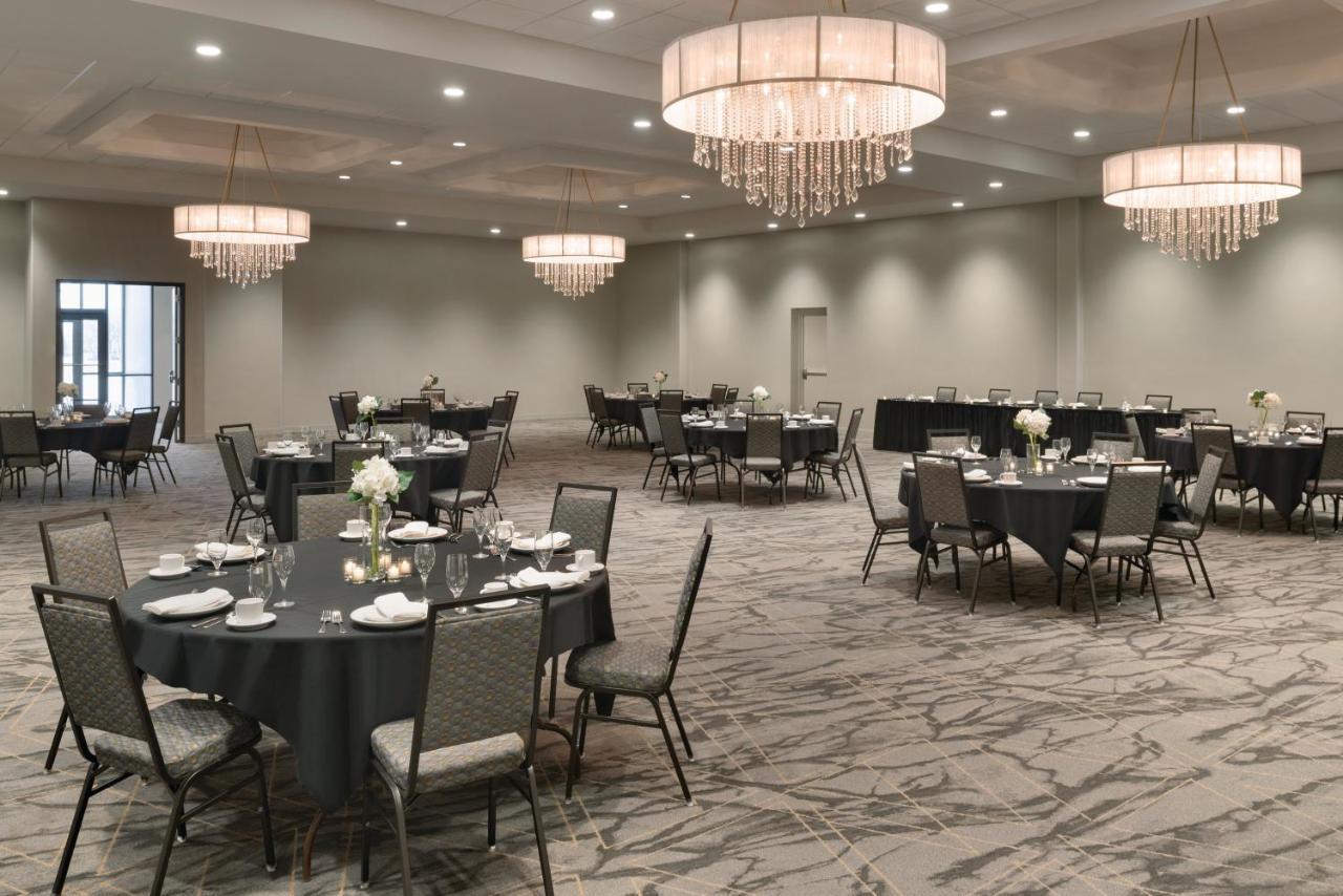 Holiday Inn - Bloomington - Normal By Ihg Экстерьер фото